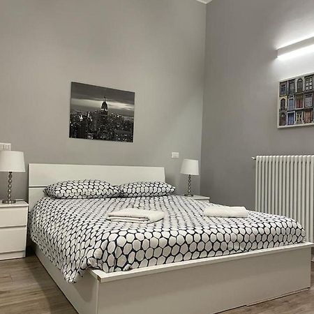 Jr Suite Mm3 Repubblica -Stazione-Centro Direz- C3 Mediolan Zewnętrze zdjęcie