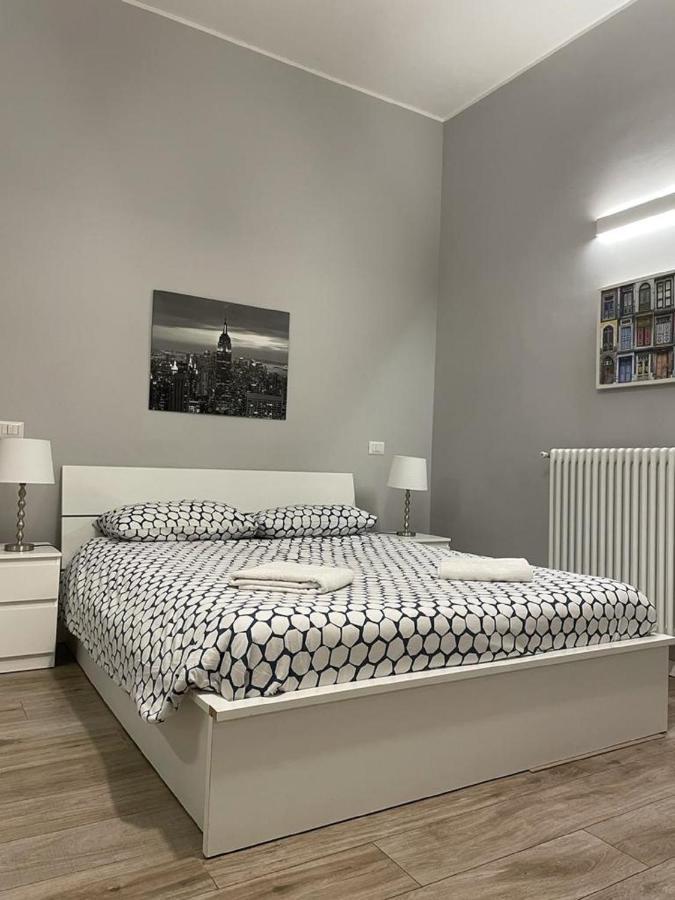 Jr Suite Mm3 Repubblica -Stazione-Centro Direz- C3 Mediolan Zewnętrze zdjęcie