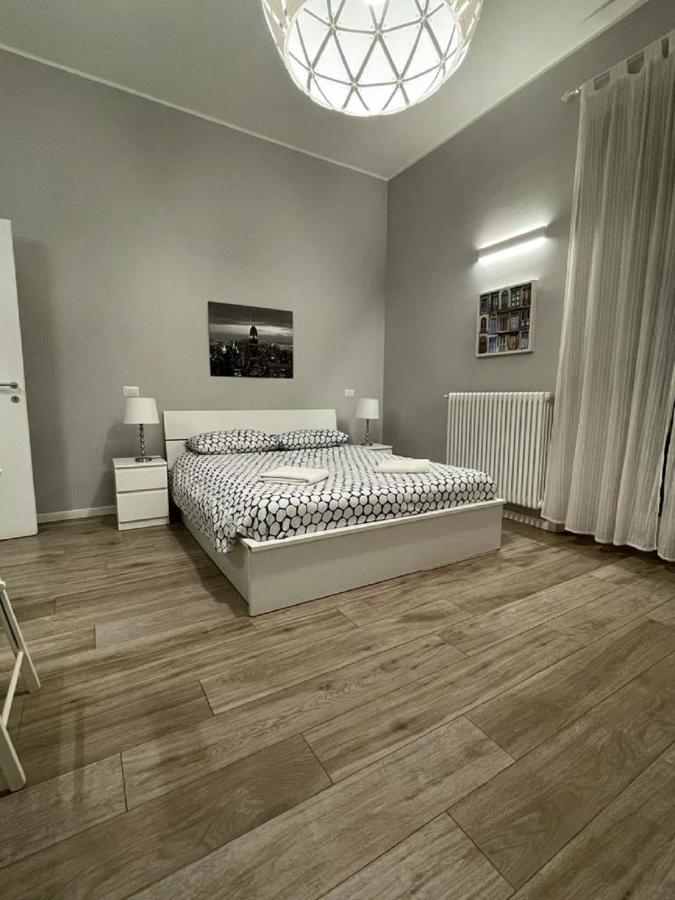 Jr Suite Mm3 Repubblica -Stazione-Centro Direz- C3 Mediolan Zewnętrze zdjęcie